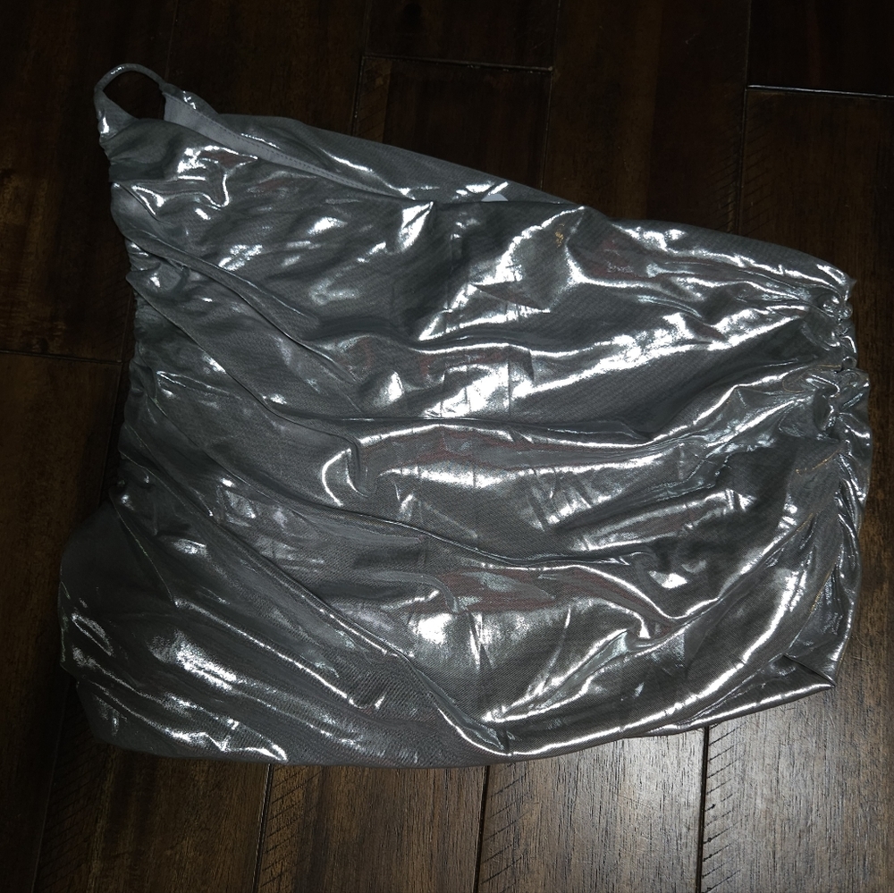 Fashionova silver metallic, matching top to the skirt listed below XL